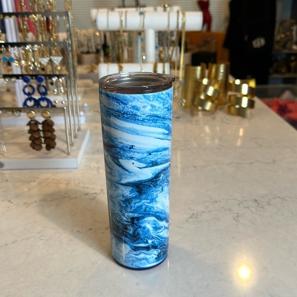 Ice Shakers blue and white swirl insulated tumbler